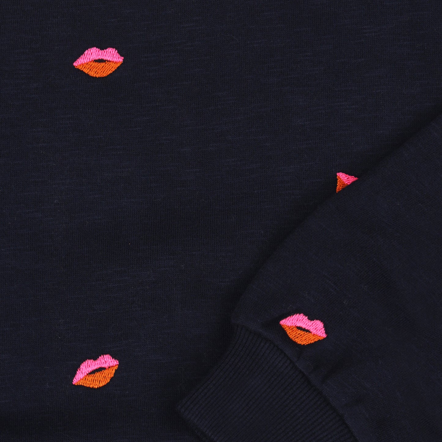 Tumble 'n Dry - Sweater Bisous